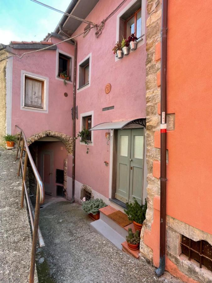 Апартаменты La Casa Nel Borgo Фоздиново Экстерьер фото